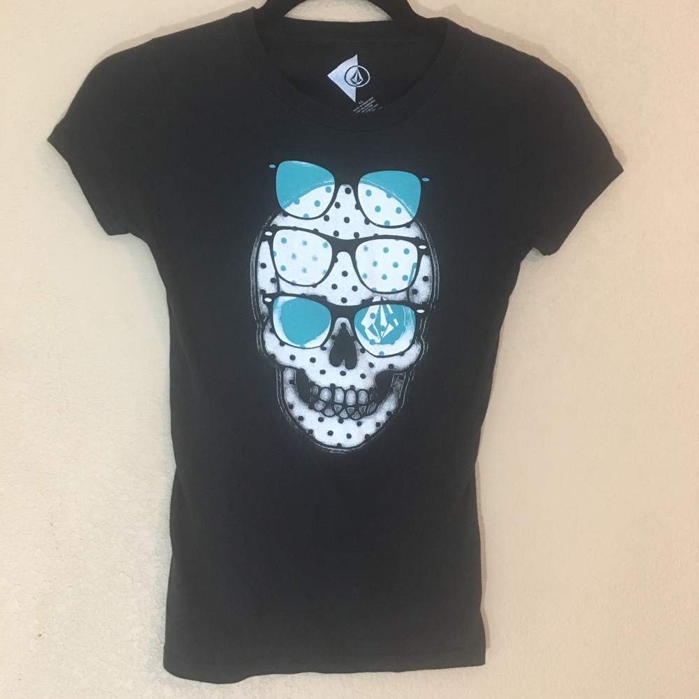 Volcom skull sunglasses graphic black tee xs EUC